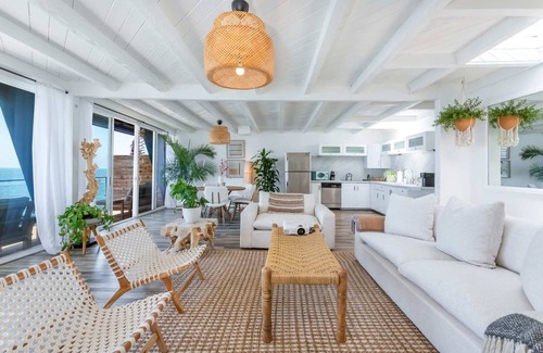 Malibu House | Casa del Mar by Oraklus