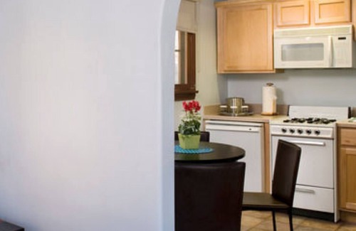 West Beach House | Casa Del Mar Inn