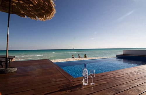 Playacar Beach House | Casa del Mar Oceanfront by Blueplaya