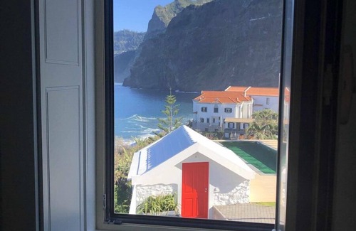 Ponta Delgada Villa | Casa Del Mar- Wonderfull Sea Views & Swimming Pool