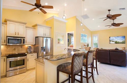 Fort Myers Beach House | Casa del Sol Breeze by Sun Palace Vacations