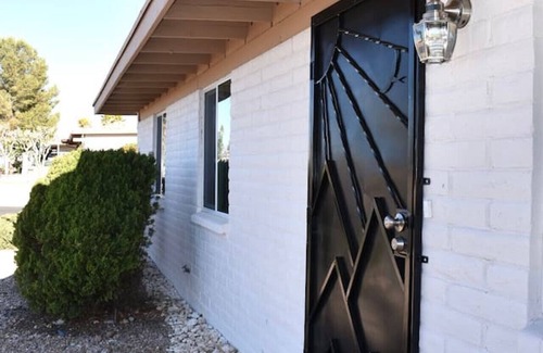 Sierra Vista House | Casa Del Sol Close to all things Sierra Vista!