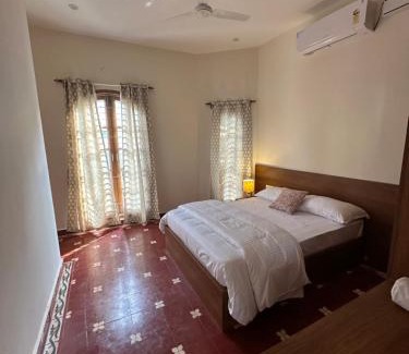 Kalapet House | Casa Del Sol