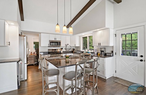 Whitewater House | Casa Del Sol -Premium Lakefront Getaway |Massive Water-Facing Deck |Boat Dock |Deluxe Bar & Rec Room