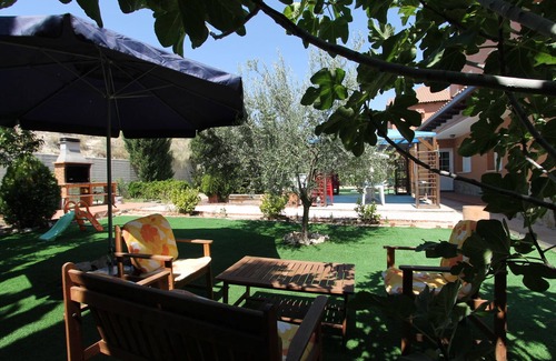 Sesena Ski Chalet | Casa del Valle. TuCasaTemporal