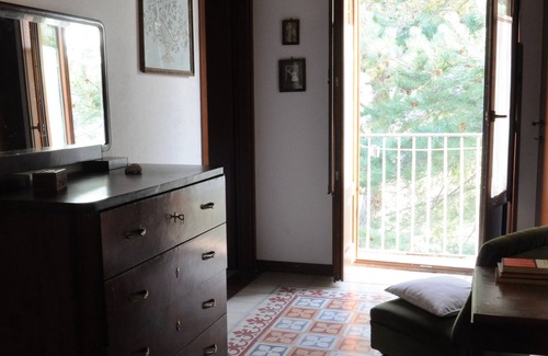 Madonie National Park House | Casa del Vento in San Cono, ancient stone dwelling among olive trees