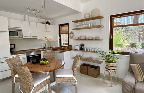 La Pared House | Casa del Viejo Rey