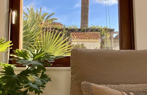 La Pared House | Casa del Viejo Rey