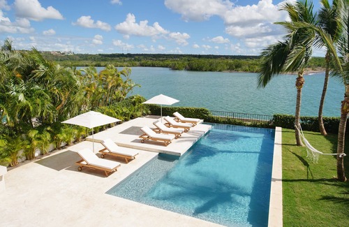 Casa de Campo Villa | Casa Delfín – Luxury Riverside Villa w/Pool, Chef & Golf Carts