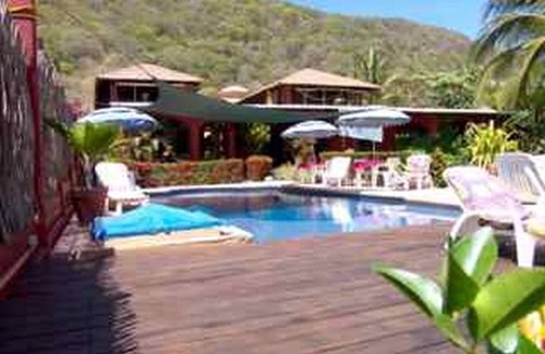 Troncones House | CASA DELFIN SONRIENTE - THE GREEN ROOM