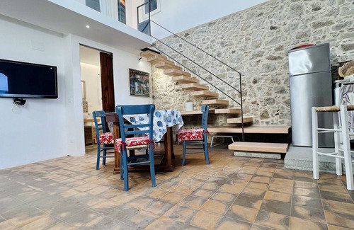 Capo d'Orlando House | Casa della Ghiacciaia: beautiful seafront fisherman's house in Capo d'Orlando
