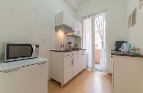 Flaminio Apartment | Casa della Musica, Bright Apartment