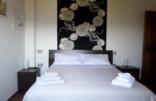 Rosora Bed & Breakfast | Casa delle Noci B&B