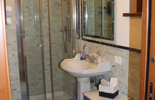 Rosora Bed & Breakfast | Casa delle Noci B&B