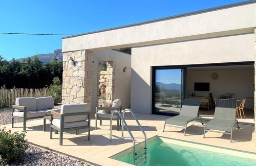 Afa Villa | Casa di Bà - villa 2 chambres avec piscine à 10 minutes des plages