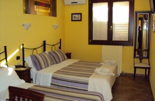 Occhiobello Bed & Breakfast | Casa di Campagna B&B La Corte Ferrara