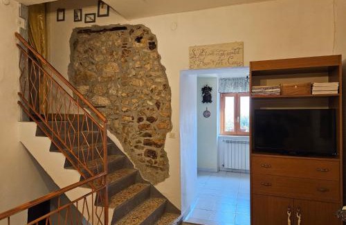Castelnuovo Parano House | Casa di Mamma Rosa