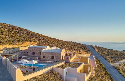 Anafi Hotel | Casa Di Namphio Villa & Suites Anafi