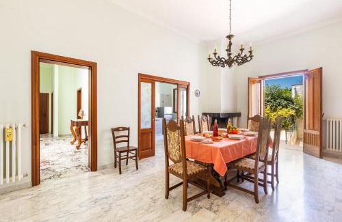 Campi Salentina House | Casa di Paolo by BarbarHouse