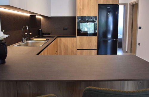 Paradisi House | Casa di Pino in Paradisi Square Near Airport