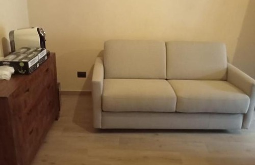 Demonte Apartment | Casa DiBiLeo