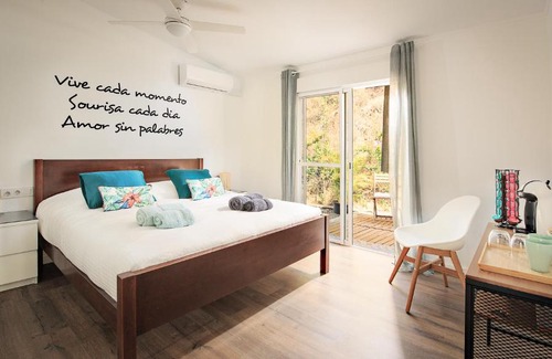 Pizarra Bed & Breakfast | Casa Dilica