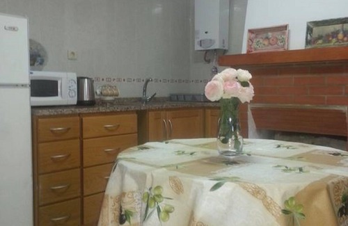 Penha Garcia House | Casa do Alecrim a vacation home with two bedrooms and four beds