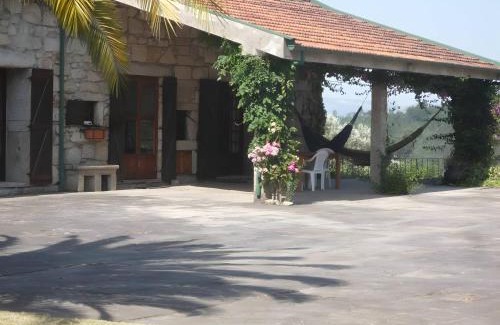 Portela Apartment | Casa do Alto (top floor apartment)