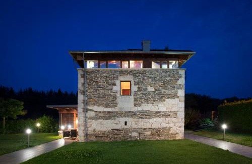 Sarria House | Casa Do Bosque