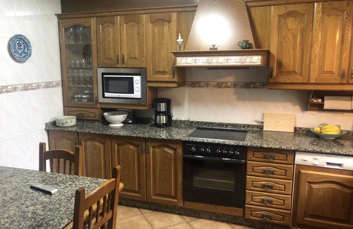 Cabanas House | Casa do Bosque Rias Altas with large farm and garden 3km from the beach