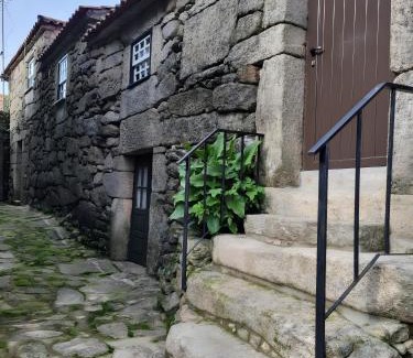 Rossas House | Casa do Boticas