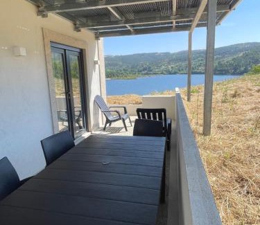 Cabril House | Casa do Ferreiro T2