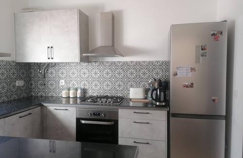 Sao Lourenco House | Casa do jasmim-charming house in AZEITAO with swimming pool