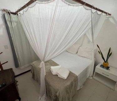 Puerto Seguro Center House | Casa do Lado . Casa completa em condomínio