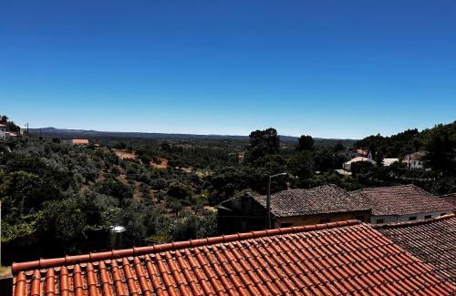 Sarzedas House | Casa do Largo - Exclusive Retreat - Patio & Pool