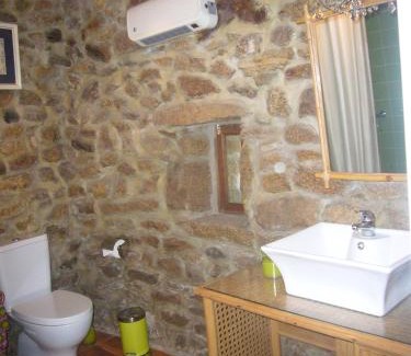 Cimbres House | Casa do Monge