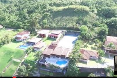 Ubatuba House | Casa do Morro - Avenida Uniflora