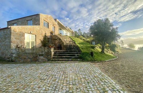 Ribadouro Villa | Casa do Vale Cerdeiras