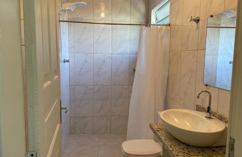 Morro das Pedras House | Casa Dois Quartos Pertinho do Mar