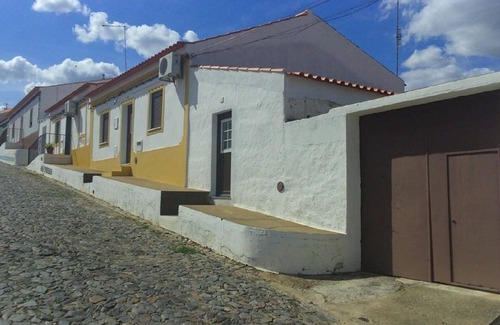 Moura Cottage | Casa dos Bispos - Casas do Ardila
