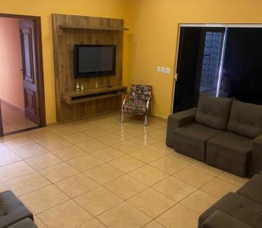 Olimpia House | Casa dos Carvalhos Rua do sabiá 25 coab 1