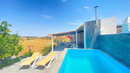 Mertola House | Casa dos chocalhos-Piscina-Perto Praia Fluvial-Vista incrível e sossego