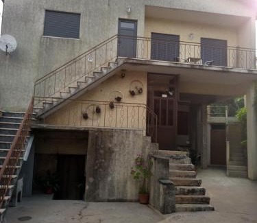 Penacova House | CASA DOS GRILOS