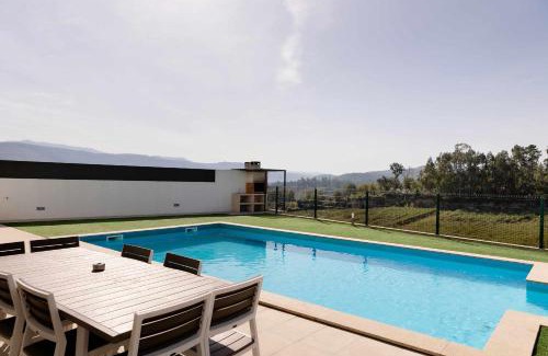 Britelo House | Casa dos Mirtilos Duke T8