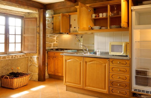 Oliveira de Frades House | Casa dos Padres: rest in the village