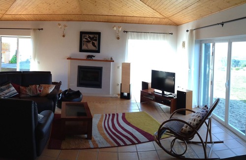 Usseira Villa | Casa dos Pomares beautiful villa w/views own pool gamesroom WiFi garden/orchards