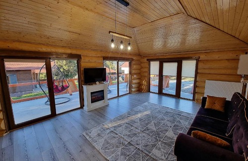 Saru Dornei House | Casa Dragomir
