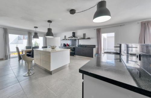 Charco del Palo House | Casa Eden - Naturist area, Private Pool and BBQ By Lanzarote Vacation Homes