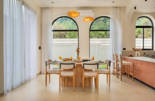 Parra Villa | Casa Ekam - Luxury 4 BHK Villa With Private Pool and Patio