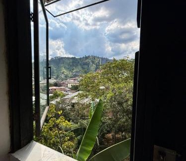 Robledo Apartment | Casa el balcón bonito